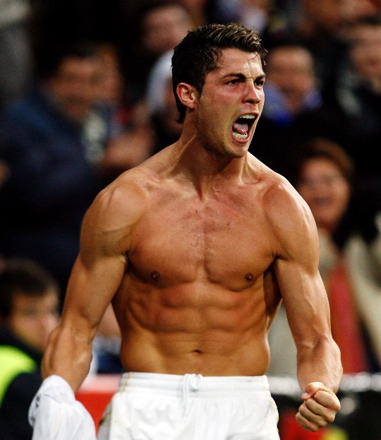 cristiano ronaldo sin camiseta cristiano ronaldo sin camiseta